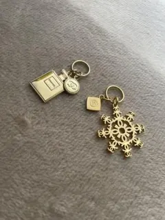 CHANEL 香水ボトル 雪の結晶 チャーム キーホルダー ゴールド ノベルティ