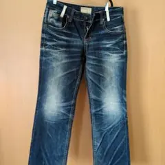 LOLITA JEANSのサムネイル
