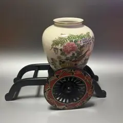 九谷焼　花草鳥 　花瓶 　壺 【御所車付き 】