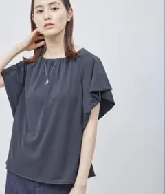 (美品) ROPE カットジョーゼットフレンチスリーブトップス ネイビーのサムネイル