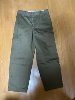 ユニクロ U ワイドフィットチノ ダークブラウン　サイズ79