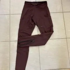 NIKE ランディビジョン　ランニングロングタイツ　レディースL　メンズS相当