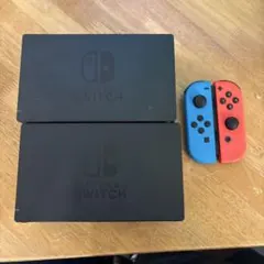 Nintendo Switch ドックとジョイコンセット