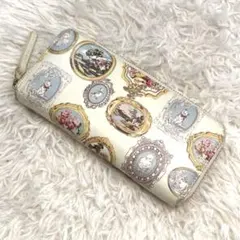 Paul & Joe メダイユ　ラウンドファスナー　長財布　アイボリーのサムネイル