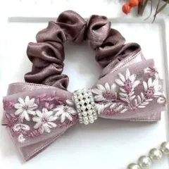 ハンドメイド　インド刺繍リボン　シュシュ　ヘアアクセサリー　#439