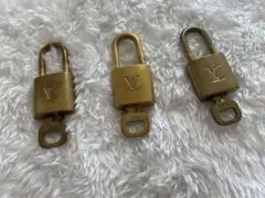 ルイヴィトン パドロック 4個セット - メルカリ