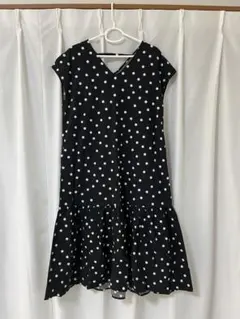黒/白ドット Vネック 半袖ワンピース　GU Lサイズ