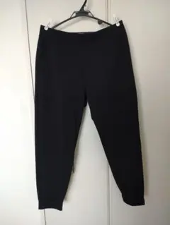 L 黒 ユニクロ ウルトラストレッチ アクティブ ジョガーパンツ リブ裾