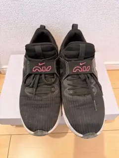 NIKE ランニングシューズ　24.5