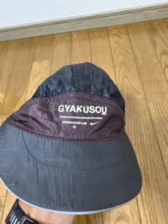 ナイキ&ギャクソウ　ランニングキャップ