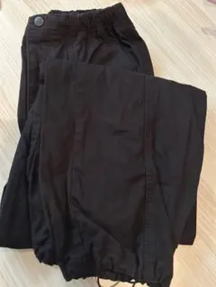 ブラックカーゴパンツ ゴムウエスト