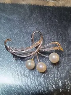 SILVER　パール　ブローチ