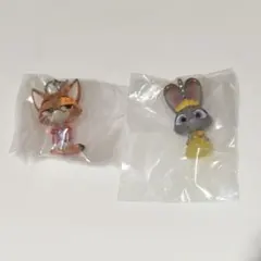 ズートピア2 めじるしアクセサリー ガチャ　ジュディ　ニック　2点セット