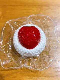 リアルないちごスクイーズのサムネイル