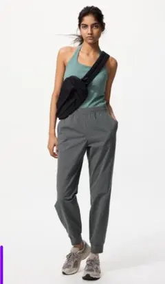 UNIQLO ウルトラストレッチアクティブジョガーパンツ 丈長め