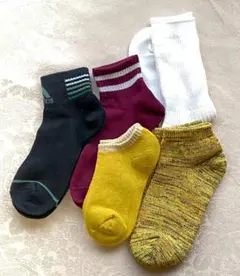 【新品】【送料込み】【レディース２２～２４】異種類ソックス５足セット