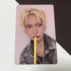 XLOV UXLXVE LP 封入 トレカ ヒョン - メルカリ