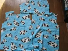 【タイムセール】パンダ柄 フリース生地 青色 端切れ