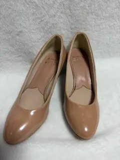 DIANA. ピンクエナメルパンプス　23.5cm