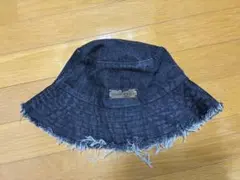 フリンジ付きダークデニムバケットハット