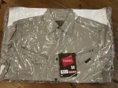 Hanes ヘインズ 長袖シャツ ベージュ Mサイズのサムネイル