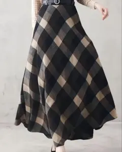 フレアーチェックスカート