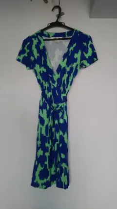 【美品】DIANE VON FURSTENBERGシルクジャージー