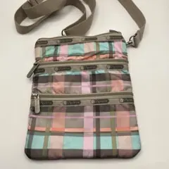 137 レスポートサック　ショルダーバッグ　チェック柄　ナイロン　レディース