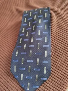 MILANO 幾何学模様 ネクタイ