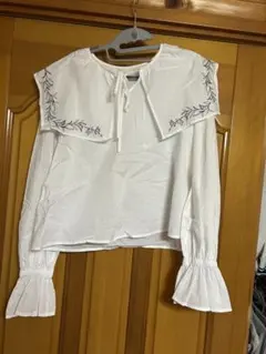 刺繍襟 長袖ブラウス ホワイト