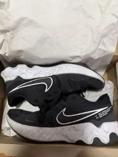 26 cm NIKE RENEW スニーカー ブラック