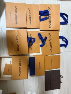 LOUIS VUITTON ショップ袋 8枚セット、その他　値下げしました❗️