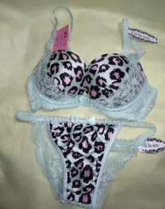 Gi la see 美乳ブラ ショーツセット F70 ヒョウ柄