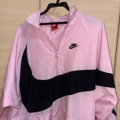 NIKE ウィンドブレーカーのサムネイル
