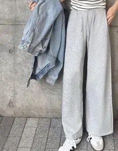 ユニクロ　スウェットワイドパンツ