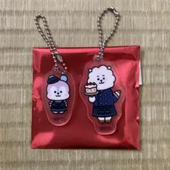 BTS BT21カフェ トレーディングアクリルキーホルダー　2種　まとめ売り