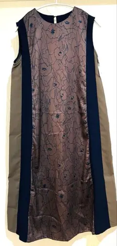 新品　アンナニコラ【Anna Nicola【 バイカラーノースリーブ　ワンピースのサムネイル