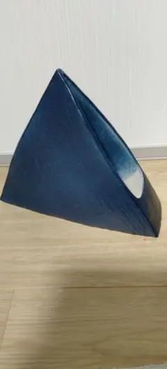 いけばな花器(萬古焼)三角形のヨット型ネイビー