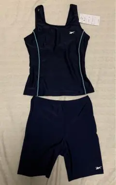 新品　Reebok スクール水着 女の子用