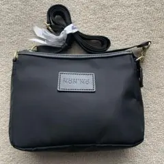 【新品・未使用】マドモアゼルノンノン　イタリア製秋冬ツーウェイバッグ　ネイビー 新品・未使用】マドモアゼルノンノン イタリア製秋冬ツーウェイバッグ