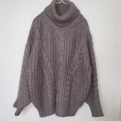 [美品] タートルネックセーター グレージュ