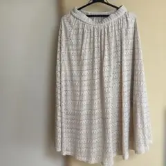美品⭐︎SHOO-LA-RUEレースフレアスカートオフホワイトFREE サイズのサムネイル