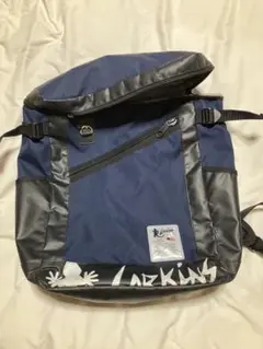 LARKINS ネイビーリュック