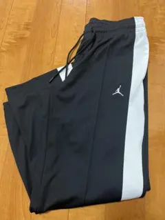 NIKE Jordan ブラック/ホワイト サイドストライプパンツ