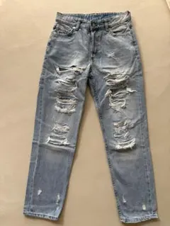 H&M ダメージジーンズ