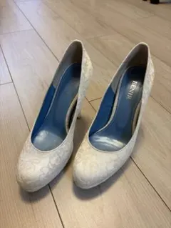 BENIR ウェディングシューズ　アイボリー　レース