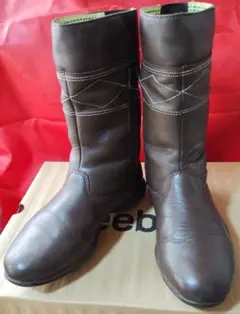 リーボック　イージートーン 皮革製ブーツ　ダークブラウン