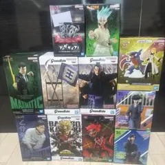 プライズフィギュア 11個まとめ売り‼️ - メルカリ