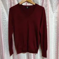 ユニクロ　レディース　Vネックセーター