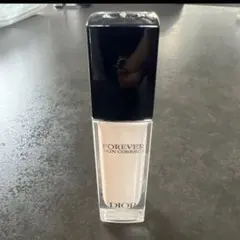 Dior ディオールスキン フォーエヴァー スキン コレクト コンシーラー00